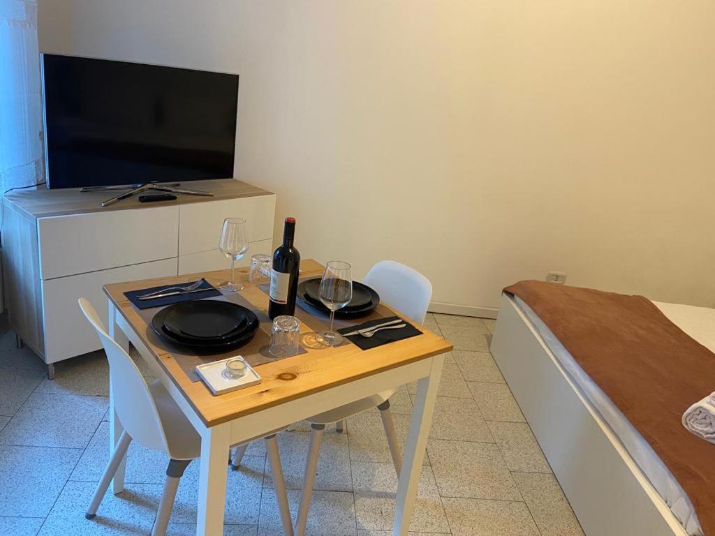 Navigli'S Studio Apartment Milano Exterior foto
